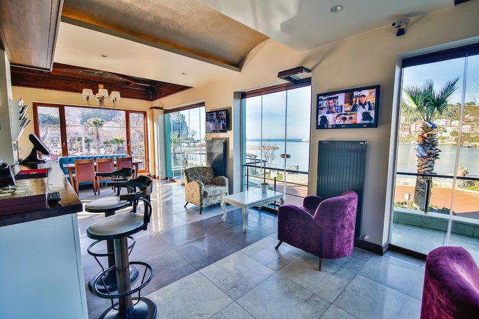 Imagen del bar/restaurante del Isikaltin Hotel. Foto 7