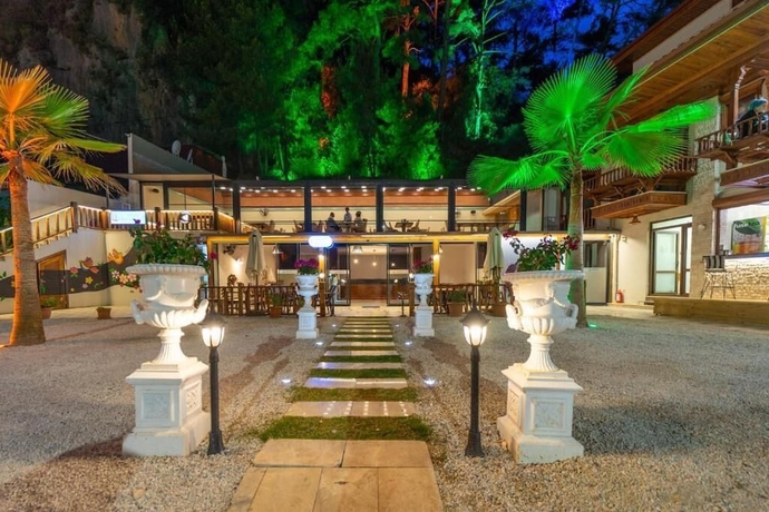 Imagen de los interiores del Iskelem Otel. Foto 19