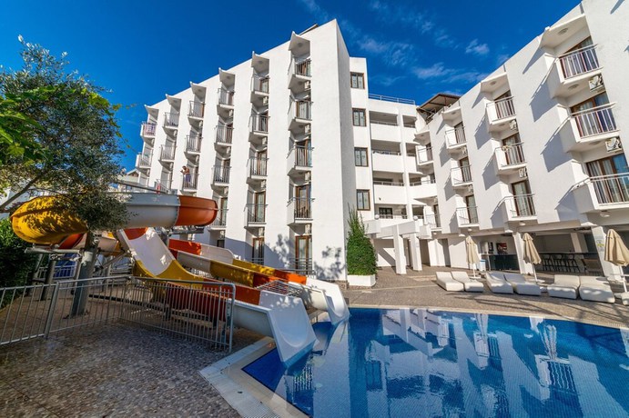 Imagen de la piscina del Isla Panorama, Marmaris. Foto 13