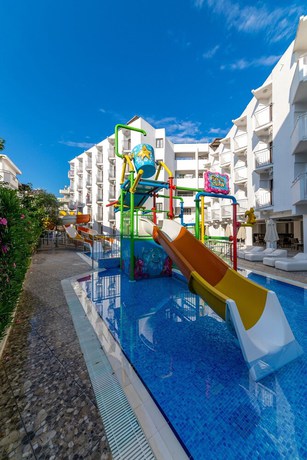 Imagen de la piscina del Isla Panorama, Marmaris. Foto 19