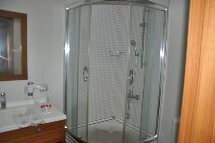 Imagen de la habitación del Island Hotel, Maltepe. Foto 8