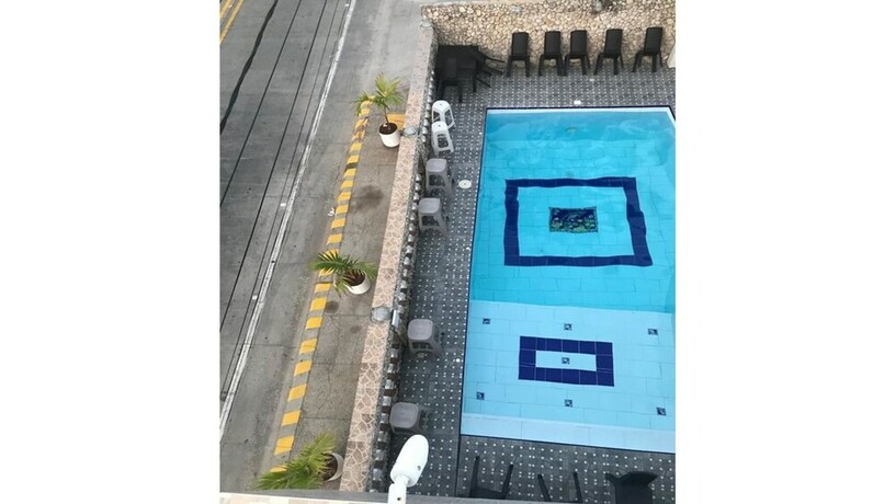 Imagen de la piscina del Island House Hotels. Foto 38