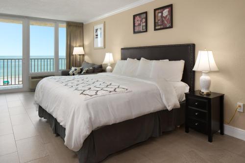 Imagen general del Island Inn Beach Resort. Foto 1