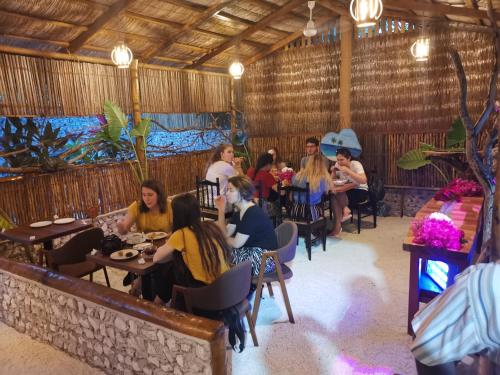Imagen general del Island Life Maldives Retreat and Spa. Foto 4