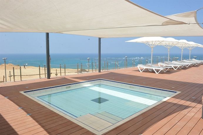 Imagen general del Island Luxurious Suites Hotel. Foto 2