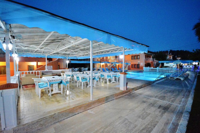 Imagen de los interiores del Istanbul Apart Hotel. Foto 12