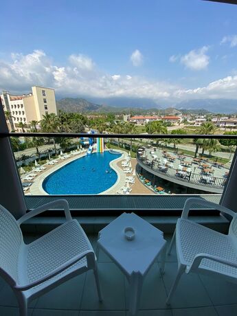 Imagen general del Istanbul Beach Hotel. Foto 2