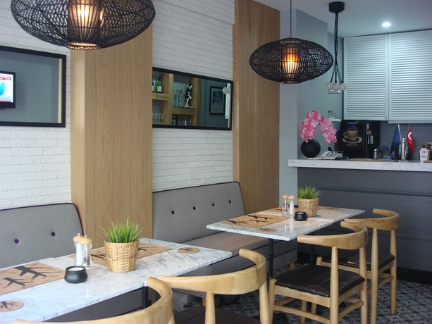 Imagen del bar/restaurante del Istanbul Box Boutique Hotel. Foto 2