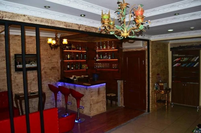 Imagen del bar/restaurante del Istanbul Comfort Hotel. Foto 1