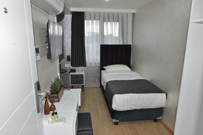 Imagen de la habitación del Istanbul Efes Hotel. Foto 8