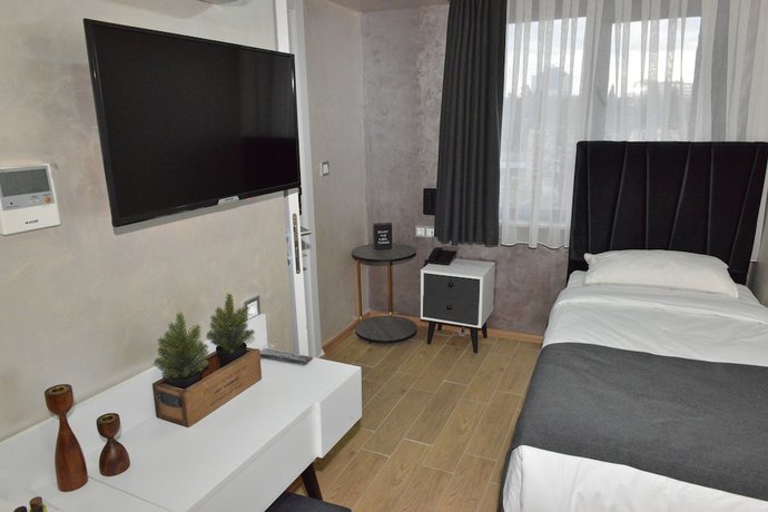 Imagen de la habitación del Istanbul Efes Hotel. Foto 15