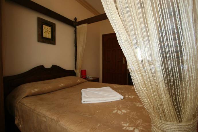 Imagen de la habitación del Istanbul Hanedan Hotel. Foto 11