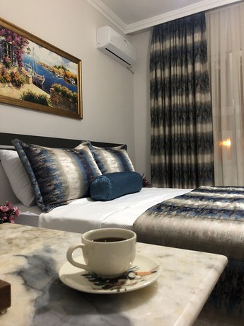 Imagen de la habitación del Istanbul Hotel and Suites. Foto 5
