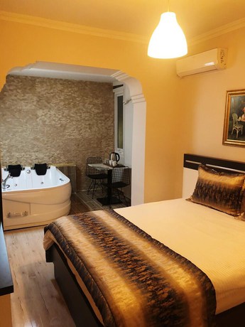 Imagen de la habitación del Istanbul Hotel and Suites. Foto 12