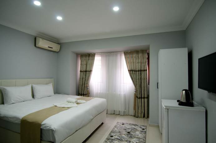 Imagen de la habitación del Istanbul Palace Hotel. Foto 3
