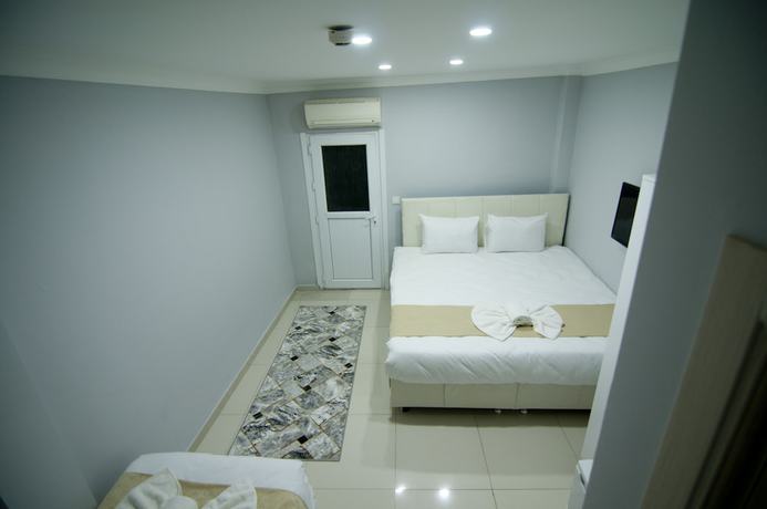 Imagen de la habitación del Istanbul Palace Hotel. Foto 8