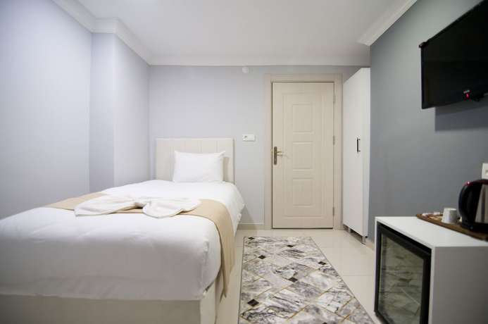 Imagen de la habitación del Istanbul Palace Hotel. Foto 10
