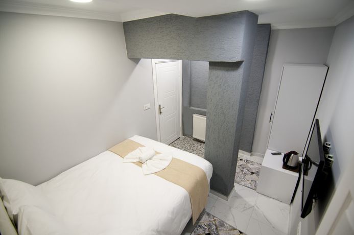 Imagen de la habitación del Istanbul Palace Hotel. Foto 14