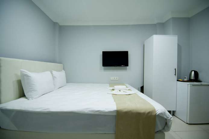 Imagen de la habitación del Istanbul Palace Hotel. Foto 15