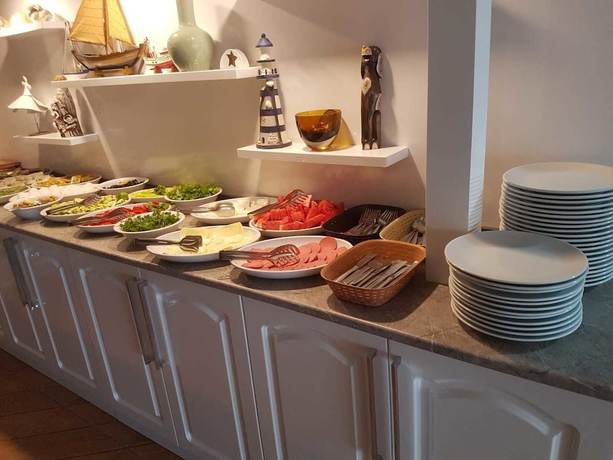 Imagen de los interiores del Istanbul Yildiz Hotel. Foto 17