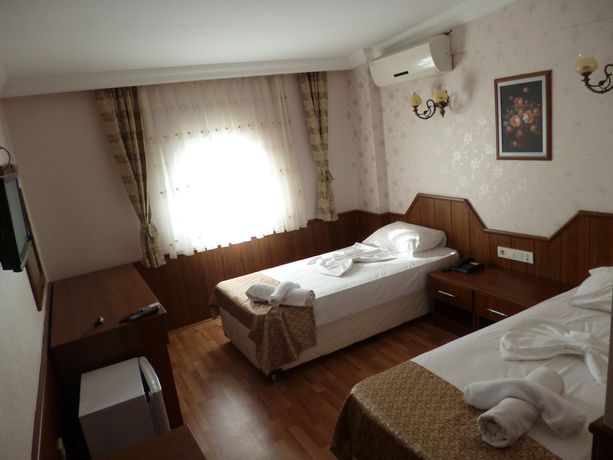 Imagen de la habitación del Istanbul Yildiz Hotel. Foto 15