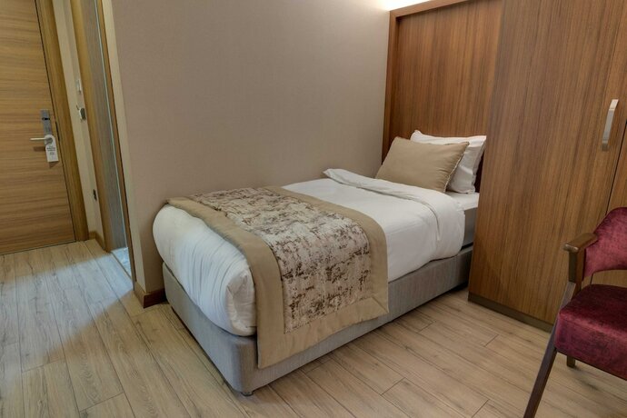 Imagen de la habitación del Istport Hotel. Foto 18