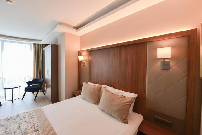Imagen de la habitación del Istport Hotel. Foto 20