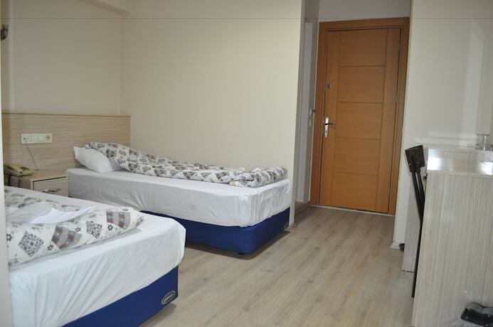 Imagen de la habitación del Izmir Avsar Otel. Foto 20