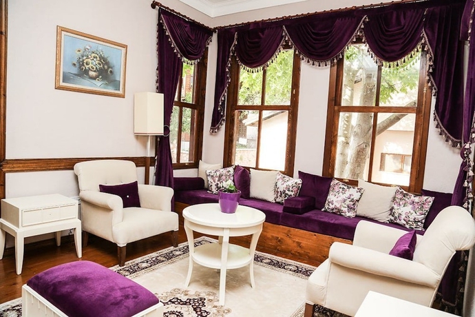 Imagen de los interiores del Izmit Otel. Foto 18