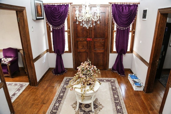 Imagen de los interiores del Izmit Otel. Foto 19