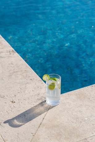 Imagen de la piscina del Izz Getaway &ndash; Adults Only. Foto 19