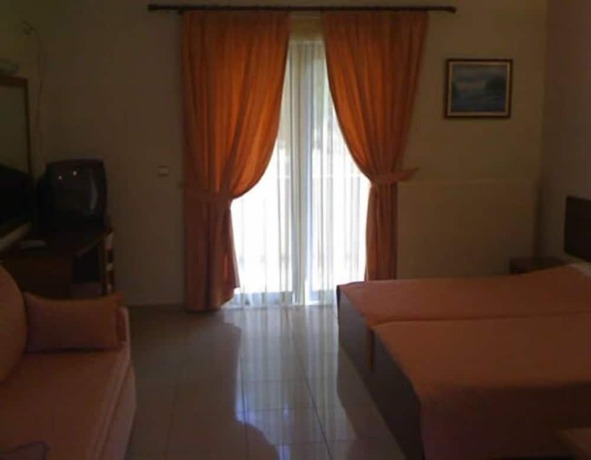 Imagen de la habitación del J Studios. Foto 20