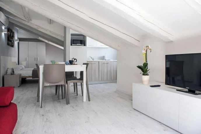 Imagen de la habitación del JOIVY Apartments - Trieste Goldoni. Foto 5
