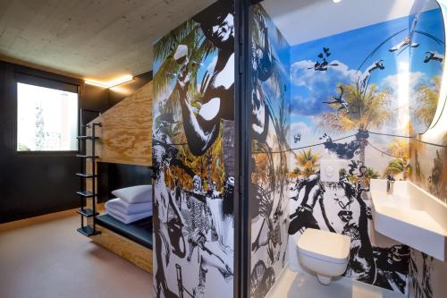 Imagen de la habitación del JO&JOE Paris Gentilly. Foto 10