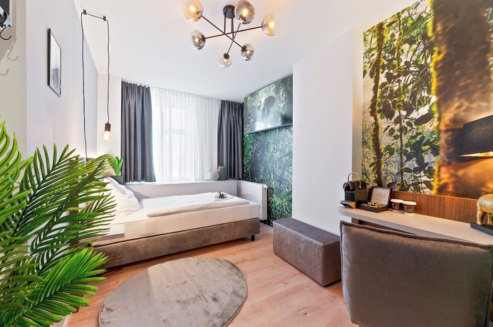 Imagen de los exteriores del JUNGLE No5 Boutique Hotel - Stuttgart City-Center. Foto 15