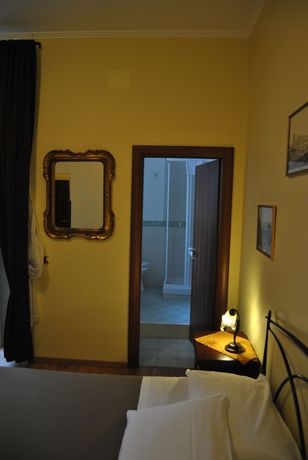 Imagen de la habitación del Jacuzzi Rooms. Foto 2