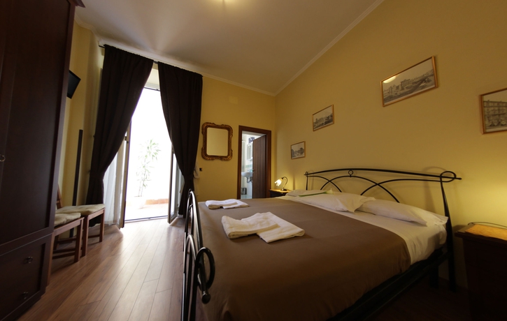 Imagen general del Jacuzzi Rooms. Foto 1