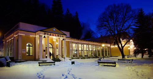 Imagen de los exteriores del Jan Kazimierz. Foto 12