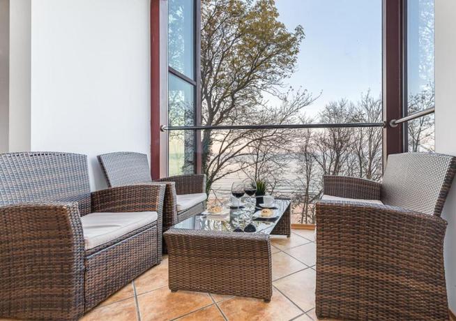 Imagen de los interiores del Jantar. Foto 25