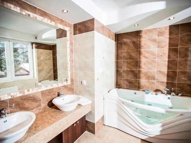 Imagen de los interiores del Jantar. Foto 26