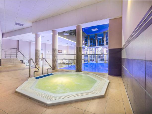 Imagen de la piscina del Jantar. Foto 29