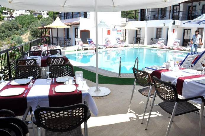 Imagen del bar/restaurante del Jarra Hotel. Foto 4