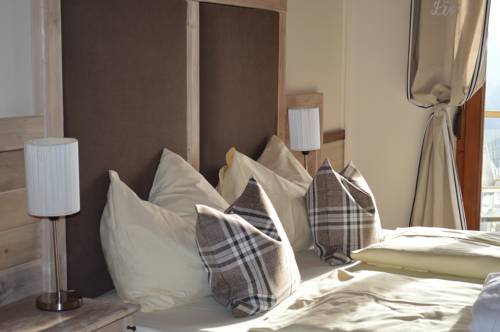 Imagen de la habitación del J&auml;gerhotel. Foto 4
