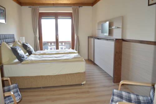 Imagen de la habitación del J&auml;gerhotel. Foto 15