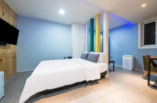 Imagen de la habitación del Java Hotel. Foto 16