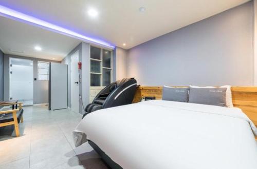 Imagen de la habitación del Java Hotel. Foto 17