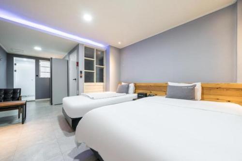 Imagen de la habitación del Java Hotel. Foto 19