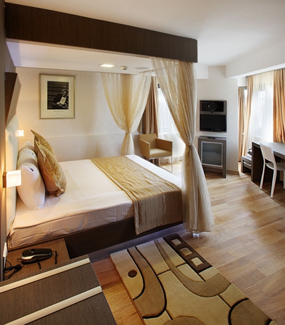 Imagen de la habitación del Jazz Hotel. Foto 9