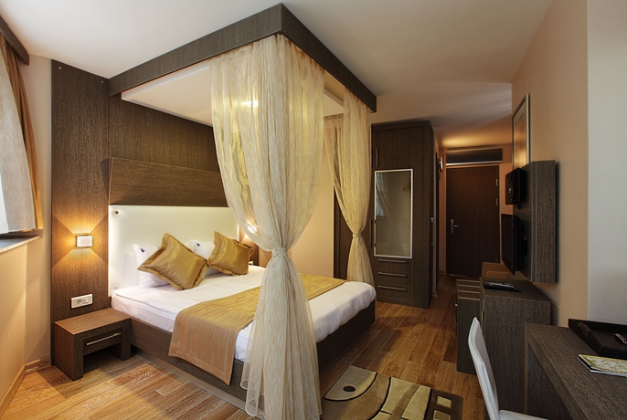 Imagen de la habitación del Jazz Hotel. Foto 13
