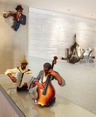 Imagen de los interiores del Jazz Hotel. Foto 16